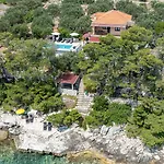 Casa de Férias Pelegrin Vela Luka