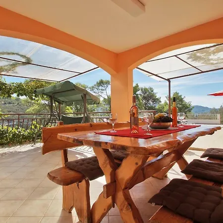 Pelegrin * Vela Luka