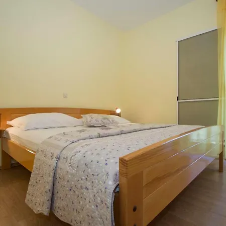 Pelegrin Tatil Evi Vela Luka